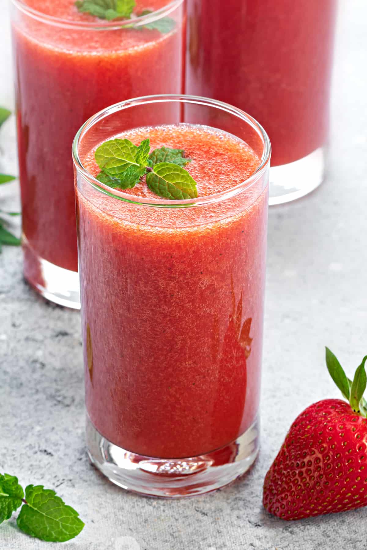 Strawberry Juice (Fresh and Easy) - Cubes N Juliennes
